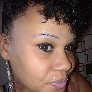 Meet your Posher, Hyleighamor